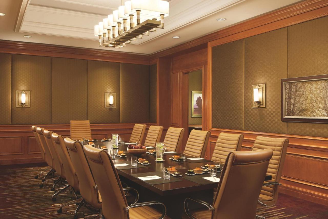 The Ritz-Carlton, Tysons Corner Hotel Bagian luar foto