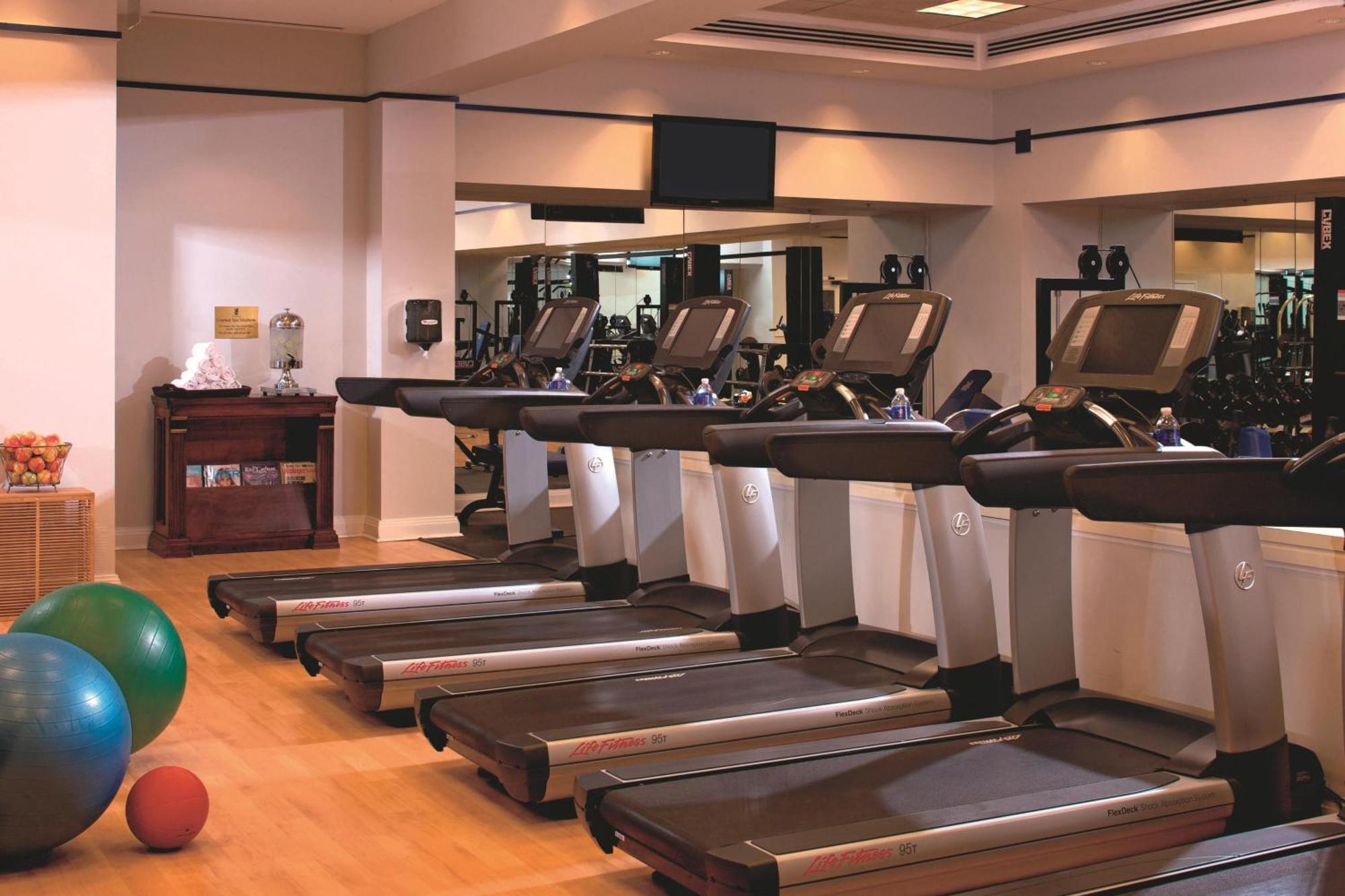 The Ritz-Carlton, Tysons Corner Hotel Bagian luar foto