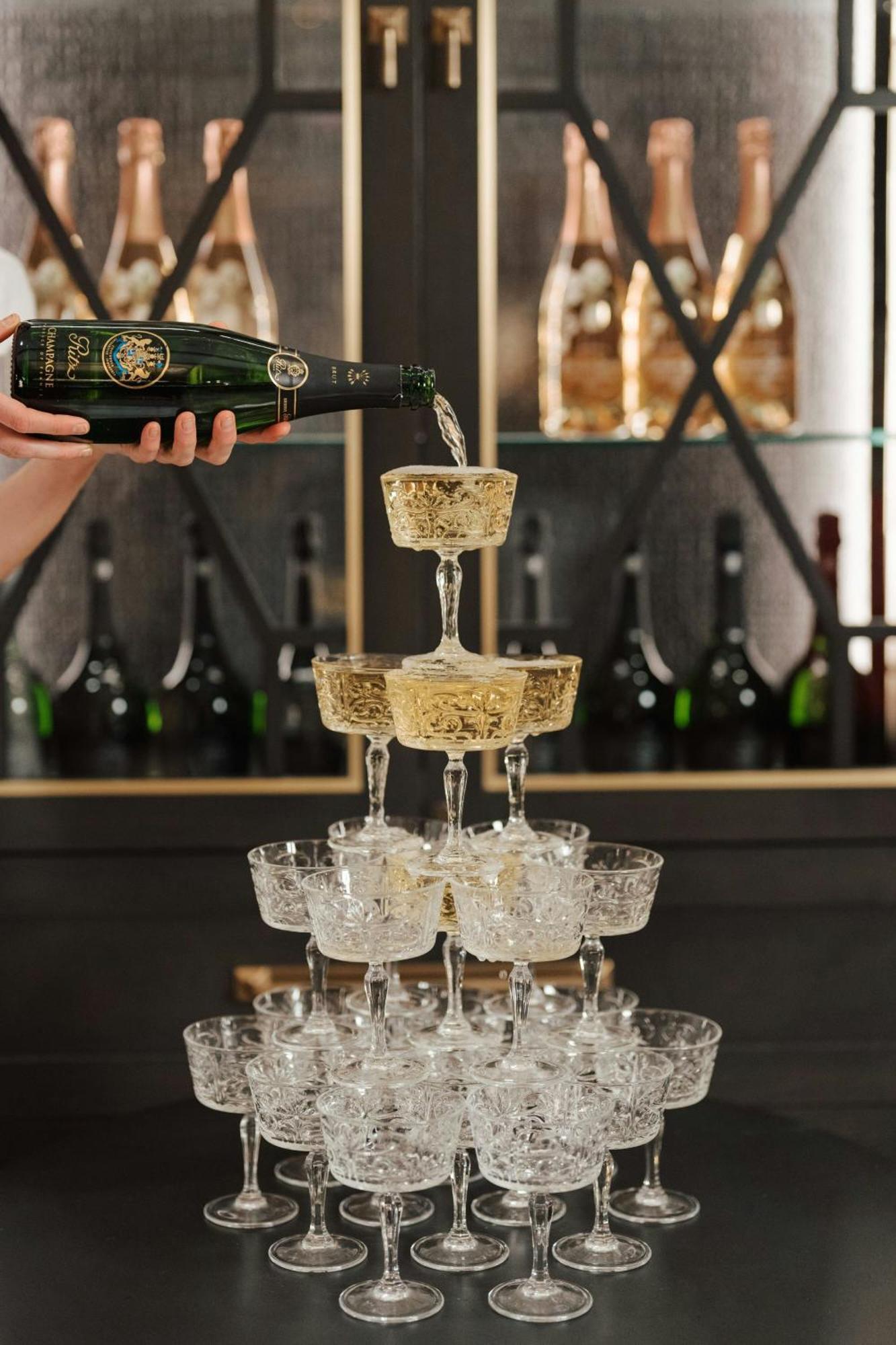 The Ritz-Carlton, Tysons Corner Hotel Bagian luar foto